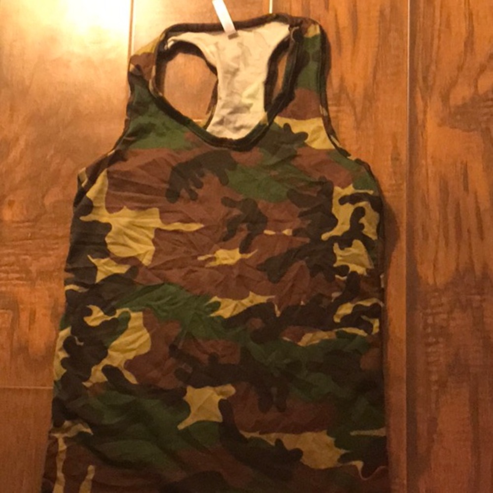 Camp top. Stretch